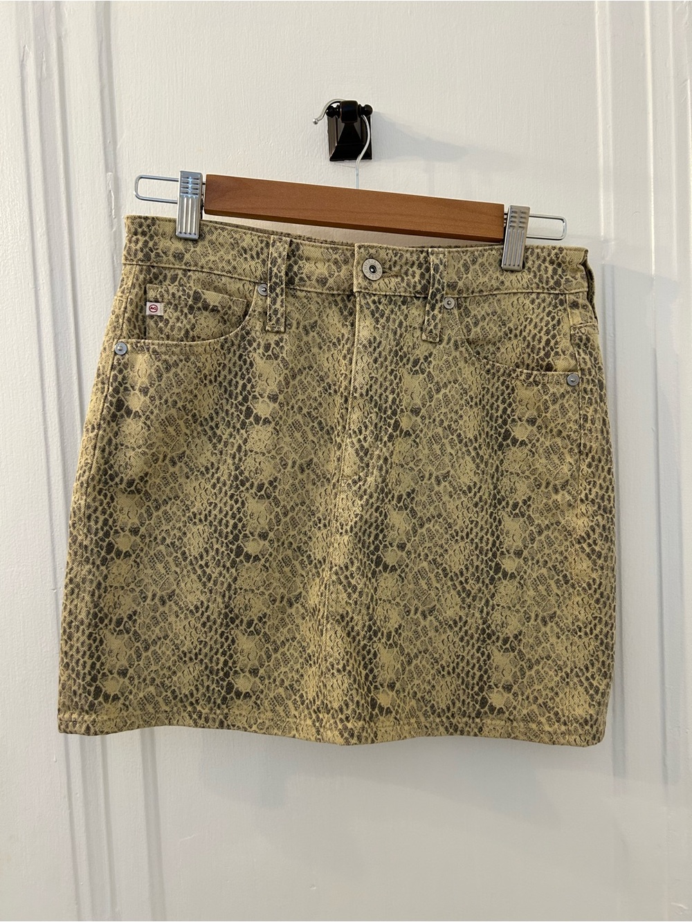 AG Adriano Goldschmied Snake-Print Mini Skirt in Olive